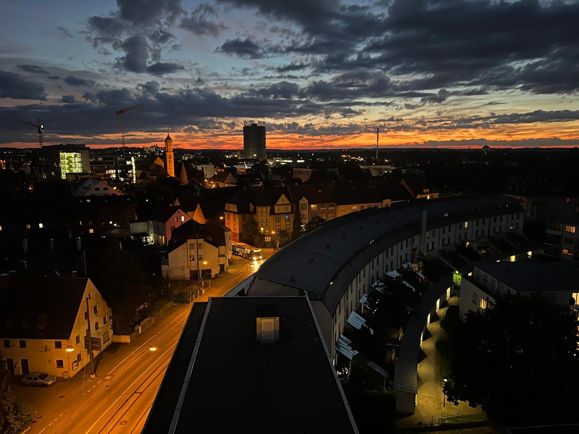 Casa Sunset - Kostenlos Parken - Unvergessliche Aussicht - 1min Zu Tram&bus Augsbourg